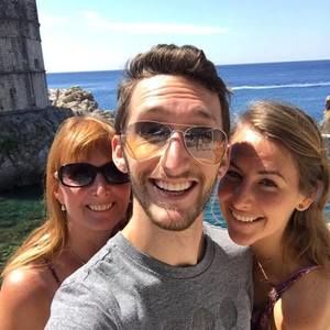 Meet your Posher, Laura coleman